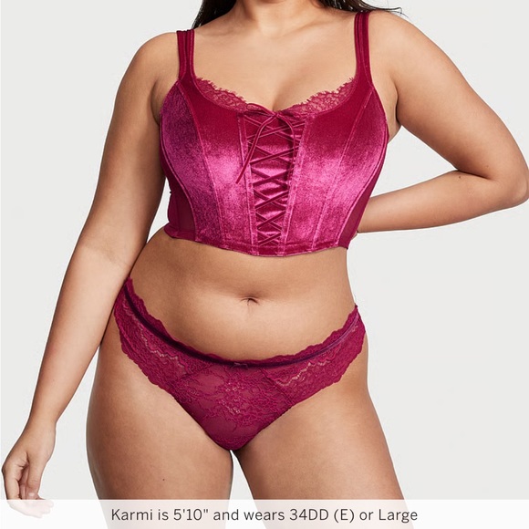 DREAM ANGELS
Unlined Lace-Up Velvet Corset Top
Small DD
Claret red
NWT - Picture 4 of 4